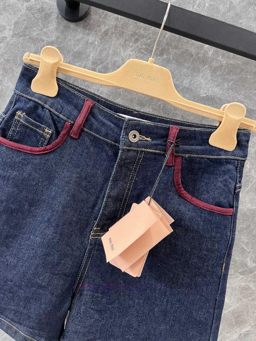 ZK60238 Mium * U 25Ss Early Spring New Red Embroidered Letter Shorts With Back Bag | Produced U 2zr3ort7 - Image 4