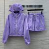 CT75550 Miu Miu Miu 25 Early Spring New Collection Lavender Purple Sunscreen Set Hooded Zipper e10hdwma