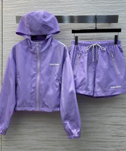 CT75550 Miu Miu Miu 25 Early Spring New Collection Lavender Purple Sunscreen Set Hooded Zipper e10hdwma