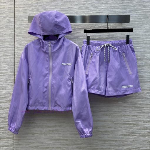 CT75550 Miu Miu Miu 25 Early Spring New Collection Lavender Purple Sunscreen Set Hooded Zipper e10hdwma