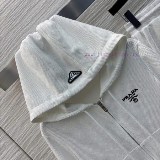 CT75550 Miu Miu Miu 25 Early Spring New Collection Lavender Purple Sunscreen Set Hooded Zipper eseur9q2 - Image 3