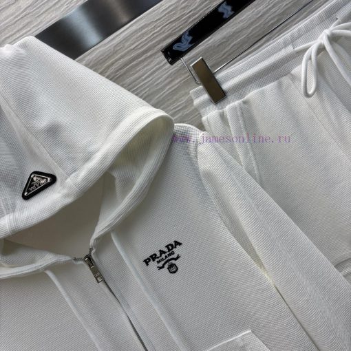 CT75550 Miu Miu Miu 25 Early Spring New Collection Lavender Purple Sunscreen Set Hooded Zipper eseur9q2 - Image 5