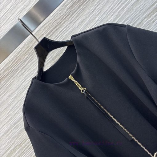CL75566 Louis Vuitton 25 Early Spring New Collection Waist Button Round Neck Half Zipper Short akwssf9w - Image 6