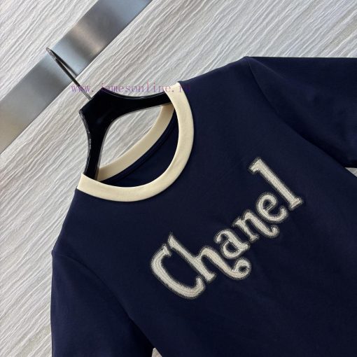 CT75703 Chanel Vintage Collection Retro Embroidered T-shirt With Simple Basic Style Meets The C i1qf5gd7 - Image 6