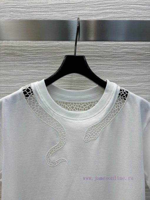 CT75758 ChLoewe 25 Spring/Summer New Collection Limited Edition Hollowed Out Snake T-shirt With fvq8tp9c - Image 3