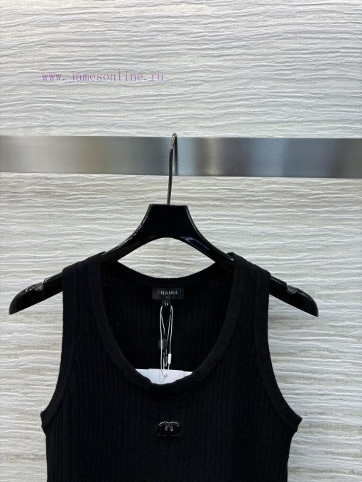 CT75760 Chanel 25 Spring/Summer New Product Solid Color Vertical Knitted Tank Top With Delicate 4vsneqnu - Image 3