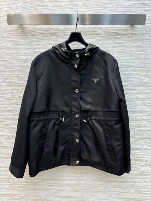 CW75767 Prada Early Spring New Collection Triangular Decorative Hooded Waist Coat Cool And Hand mxjfnttl - Image 2