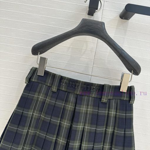 BB72562 Mi Miu Collection 24 Autumn/Winter New Product Retro Academy Style Green Grid Folded Ha 6a14uudz - Image 10