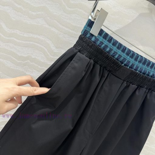 AK75777 LW Is A Stylish And Stylish High-end Wide Leg Straight Leg Pants From Yang Mi With A Do 190atkez - Image 4