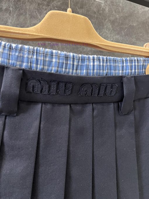 ZB60331 Mium * U 25Ss Spring/Summer New Checkered Splicing Hundred Fold Half Skirt | YB Has Dev wudmdkwk - Image 7