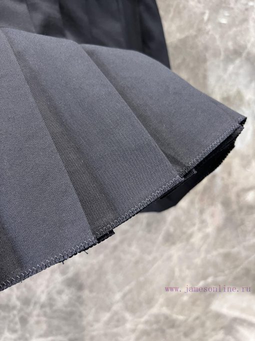 ZB60331 Mium * U 25Ss Spring/Summer New Checkered Splicing Hundred Fold Half Skirt | YB Has Dev wudmdkwk - Image 9