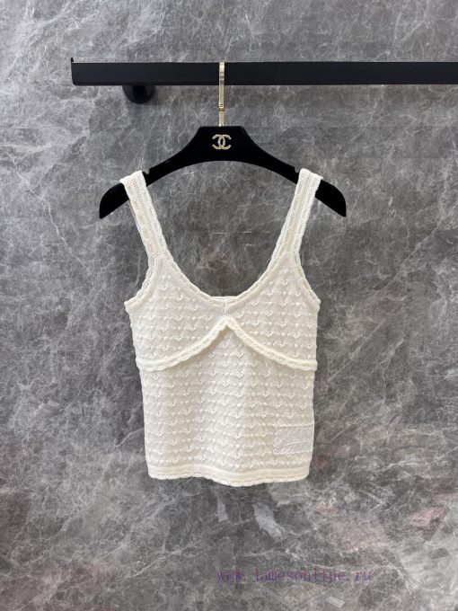 ZT60350 Chanel 25 Spring/Summer New Knitted Tank Top | Customized Cashmere Yarn Weaving Skin Fr guzt1way