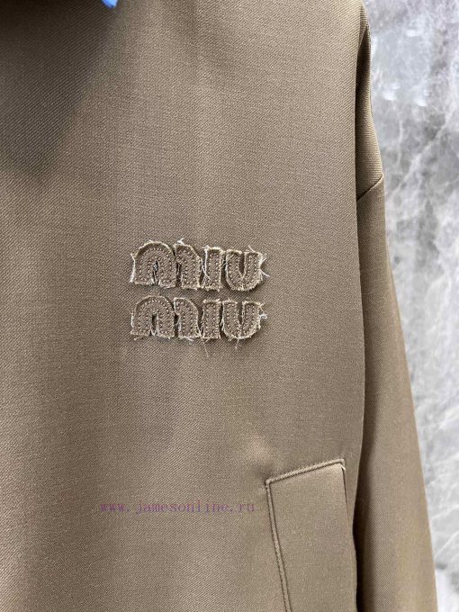 ZW60339 Miu Miu 25Ss Early Spring New Retro Casual Chest Letter Color Blocked Lapel Short Jacke w8wo1nlh - Image 7