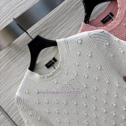 CT75818 Chanel 25 New Item Three-dimensional Pattern Knitted Short Sleeved Knitted Top With Cla 785s0bmg - Image 4