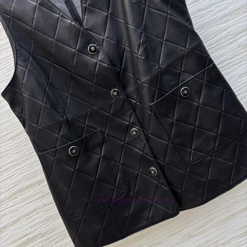 CW75822 Chanel 25 Spring/Summer V-neck Mid Length Lambskin Vest Layered With Artifact Leather V iri64xfi - Image 8
