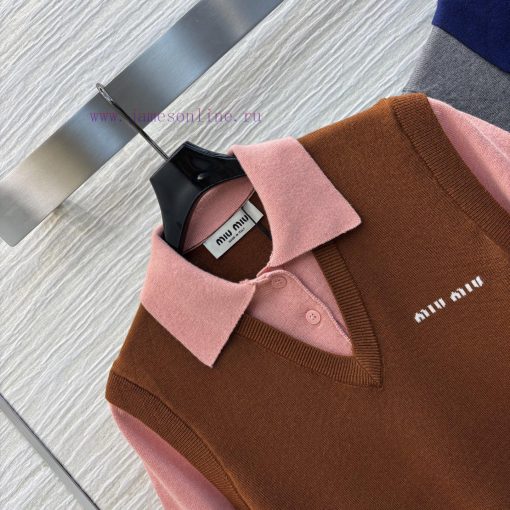 CT75860 Miu Miu 25 Early Spring New Item Fake Two Piece College Style Knitted Short Sleeved Top j1zdi6by - Image 3