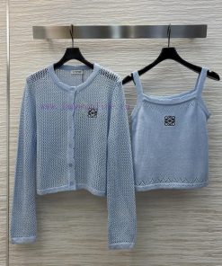 CW75861 Loewe 25 Early Spring New Logo Embroidered Hollow Two Piece Knitted Round Neck Cardigan gzd3jl05