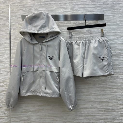 CT75866 Prada 25 Early Spring New Collection Popular Nylon Casual Suit Hooded Shoulder Jacket+h yednqkuk