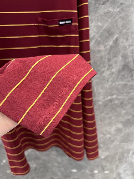 ZT60382 Miu Miu 25Ss Early Spring New Red Brown Striped Long Sleeved Round Neck T-shirt 丨 Yb De 7unpnz6m - Image 8