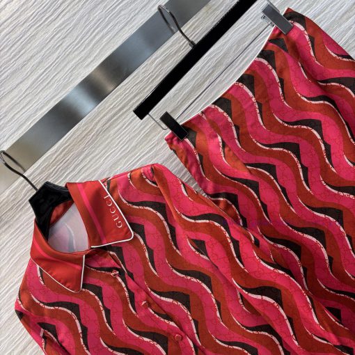 CT75889 Gucci 25 Early Spring New Collection Diagonal Print Shirt+irregular Slit Skirt Set With sj4ivx1g - Image 6