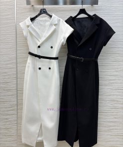 CL75895 Dior's Early Spring Collection Of 25 Years Featuring A Sloping Shoulder And Off Shoulde so7bwg69