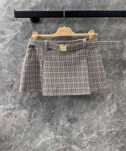 ZB60397 MiuMiuiu 25Ss Spring/Summer New Intelligent Molecular Academy Style Pattern Mini Skirt bk9x4eqa