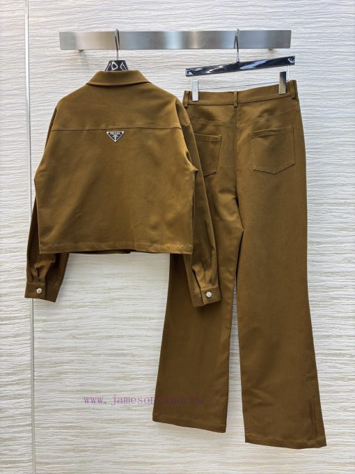 CT75956 Prada 25 Early Spring New Collection Triangular Decorative Collar Shirt+Straight Leg Pa 1tke2x9i - Image 9