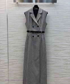 CL75959 Dior 25 Year Early Spring Collection Featuring A Sleeveless Suit And Long Skirt In A Ho c61jnuvl