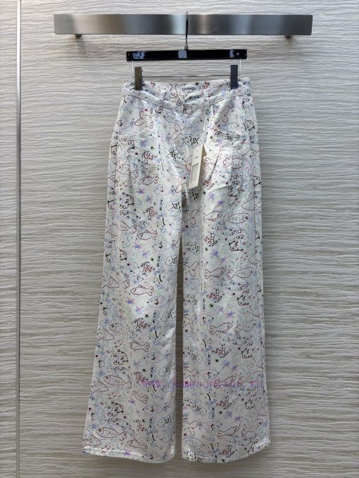 CK75986 Chanel 25 Spring/Summer Fun Graffiti Printed Straight Leg Jeans Are Simply A Walking To 4kjkl3do