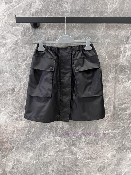 ZB60511 Prada 25Ss Early Spring New Iron Brand Micro Label Elastic Waist Pocket Half Skirt | YB dpma2c0p