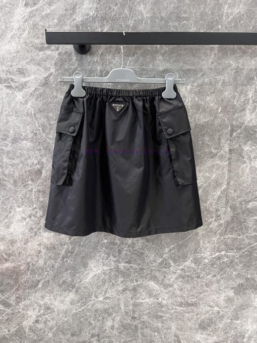 ZB60511 Prada 25Ss Early Spring New Iron Brand Micro Label Elastic Waist Pocket Half Skirt | YB dpma2c0p - Image 3