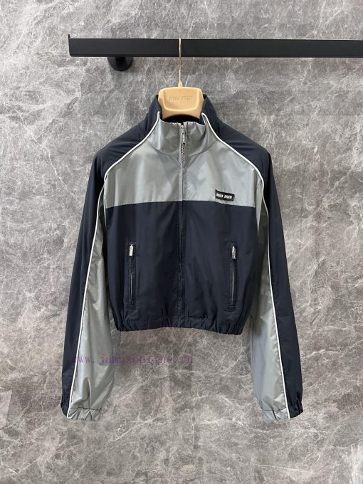 ZW60520 Miumi * 25Ss Early Spring New Letter Patch Stand Up Collar Color Blocked Short Jacket J zrnkohg9 - Image 2