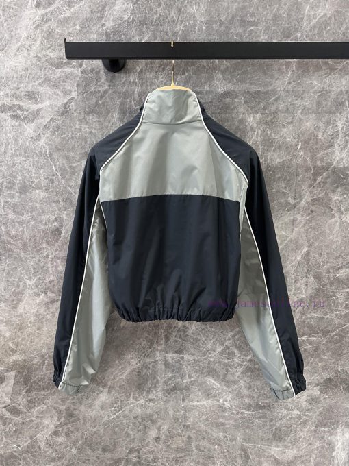 ZW60520 Miumi * 25Ss Early Spring New Letter Patch Stand Up Collar Color Blocked Short Jacket J zrnkohg9 - Image 4
