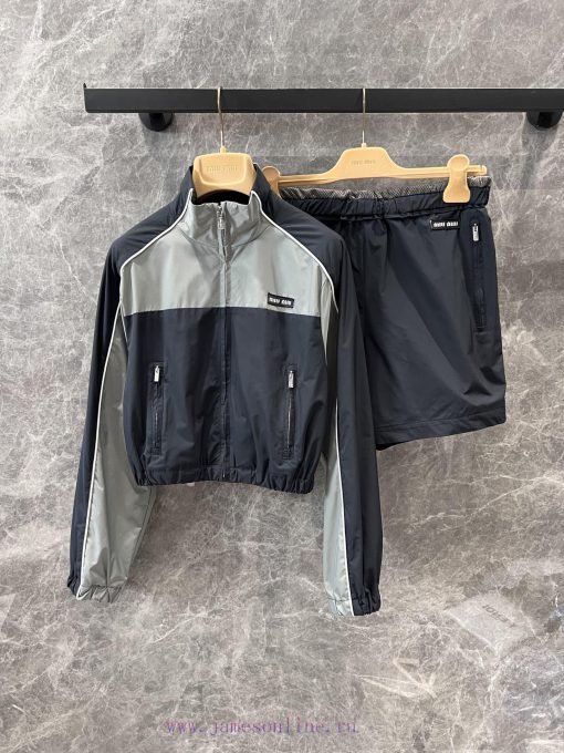 ZK60521 Miumi * 25Ss Early Spring New High Waisted Loose Casual Sports Shorts | YB Developed An fgx96ltu - Image 9