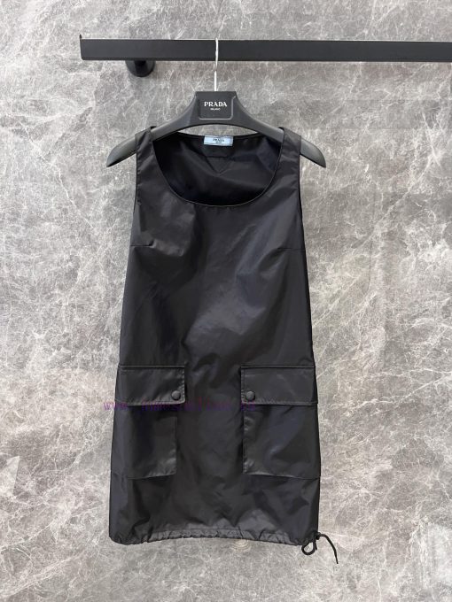 ZL60525 Prada 25Ss Early Spring New Inverted Triangle Logo Solid Color Sleeveless Tank Top Skir dbaqeso8 - Image 2