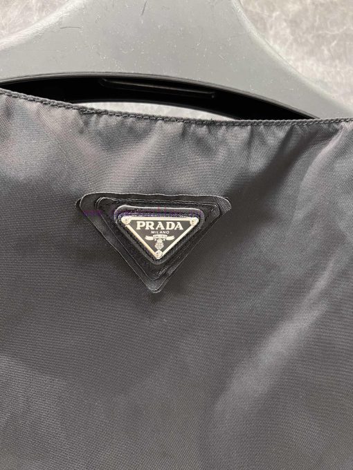 ZL60525 Prada 25Ss Early Spring New Inverted Triangle Logo Solid Color Sleeveless Tank Top Skir dbaqeso8 - Image 7