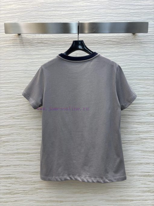 CT76026 Chanel 25 Spring/Summer Digital 5-Letter Printed T-shirt With Exquisite And Compact Des pkesojoa - Image 9