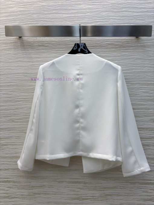 CW76078 Valentino Early Spring New Collection A Round Neck Short Suit Jacket That Is The Epitom 3wnb7bfv - Image 9