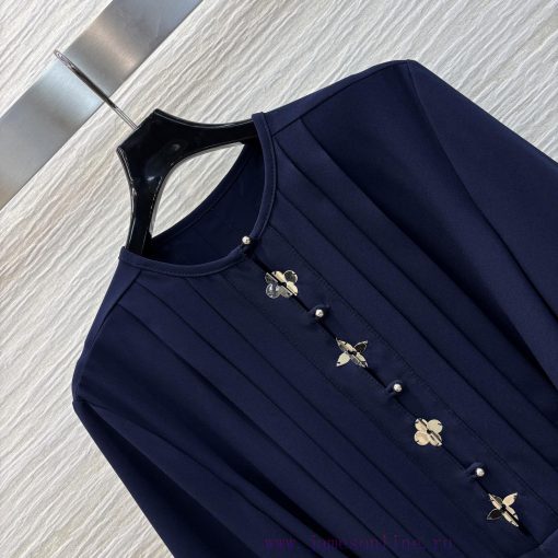 CL76080 Louis Vuitton In Early Spring Of The 25th Year Features A Floral Pleated Dress With A R 7hgmls4n - Image 6