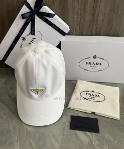 The original customized Prada duckbill cap is on sale on the official website. The baseballu2jfixvw