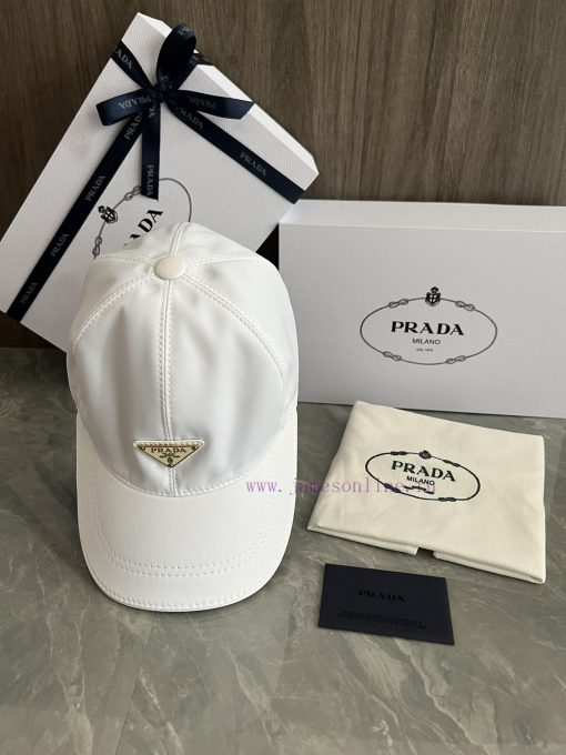 The original customized Prada duckbill cap is on sale on the official website. The baseballu2jfixvw