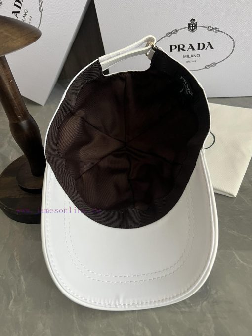 The original customized Prada duckbill cap is on sale on the official website. The baseballu2jfixvw - Image 5
