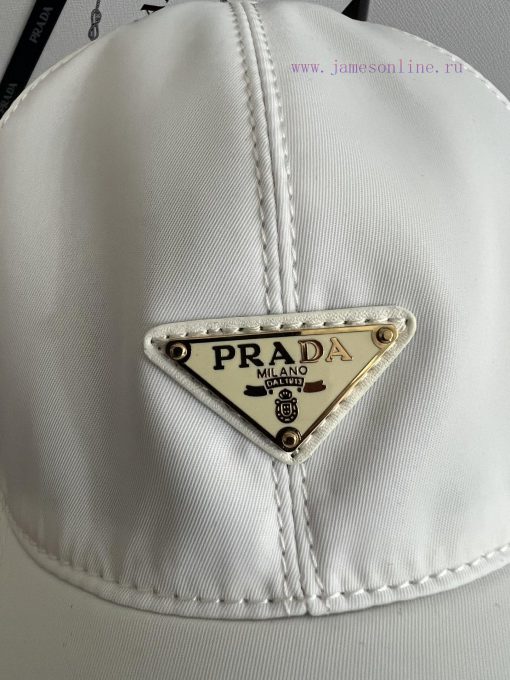The original customized Prada duckbill cap is on sale on the official website. The baseballu2jfixvw - Image 8