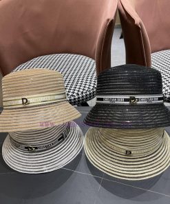 DIOR Grass Hat 2024 New Grass Hat [Love] [Love] Exquisite workmanship details, simple and elkmd9cyhl