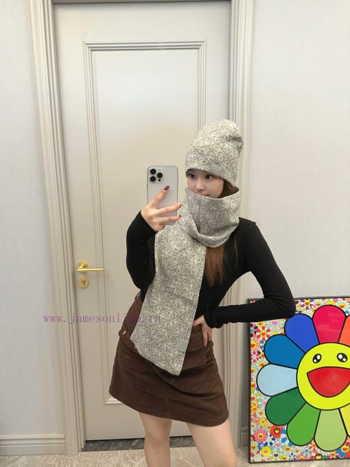 Loewe's popular product on Xiaohongshu, the official website's new classic set of hats, hats09xwik6n - Image 4