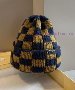 Lv Louis Vuitton checkerboard knitted woolen hat, unisex versionjo2yz3qg