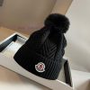 Hooded woolen hat with added fleece2sp8t2pp