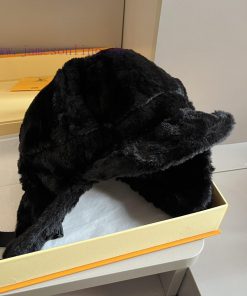 LV plush ear protection hatyah3uk7l