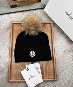 Super Welfare Mound Classic Knitted Hat, Little Sister's Winter Favorite~It looks good, youtu1y515s7