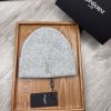 The new YSL welfare fine yarn knitted single hat is launched, which is an affordable series 0f96qpwj